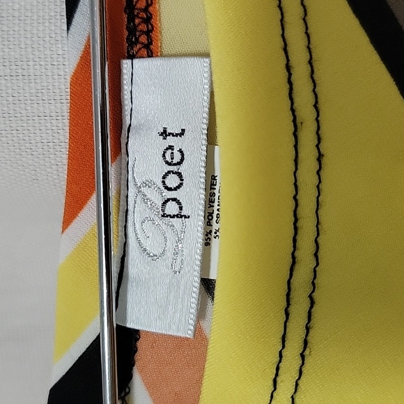 Asymmetrical Diagonally Striped Top - Picture 2 of 4